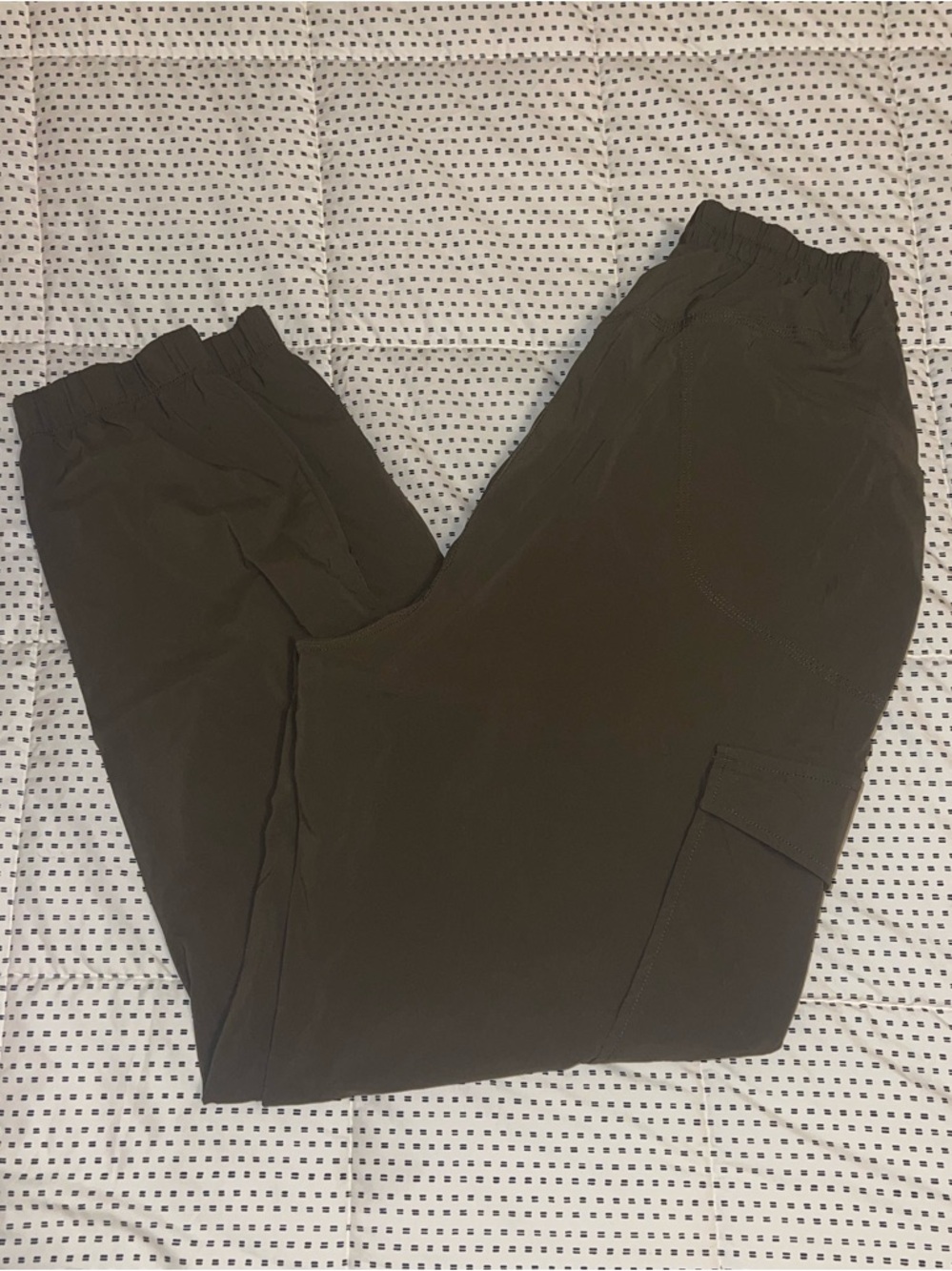 Indyeva Lightweight Olive Cargo Jogger Athletic Pants